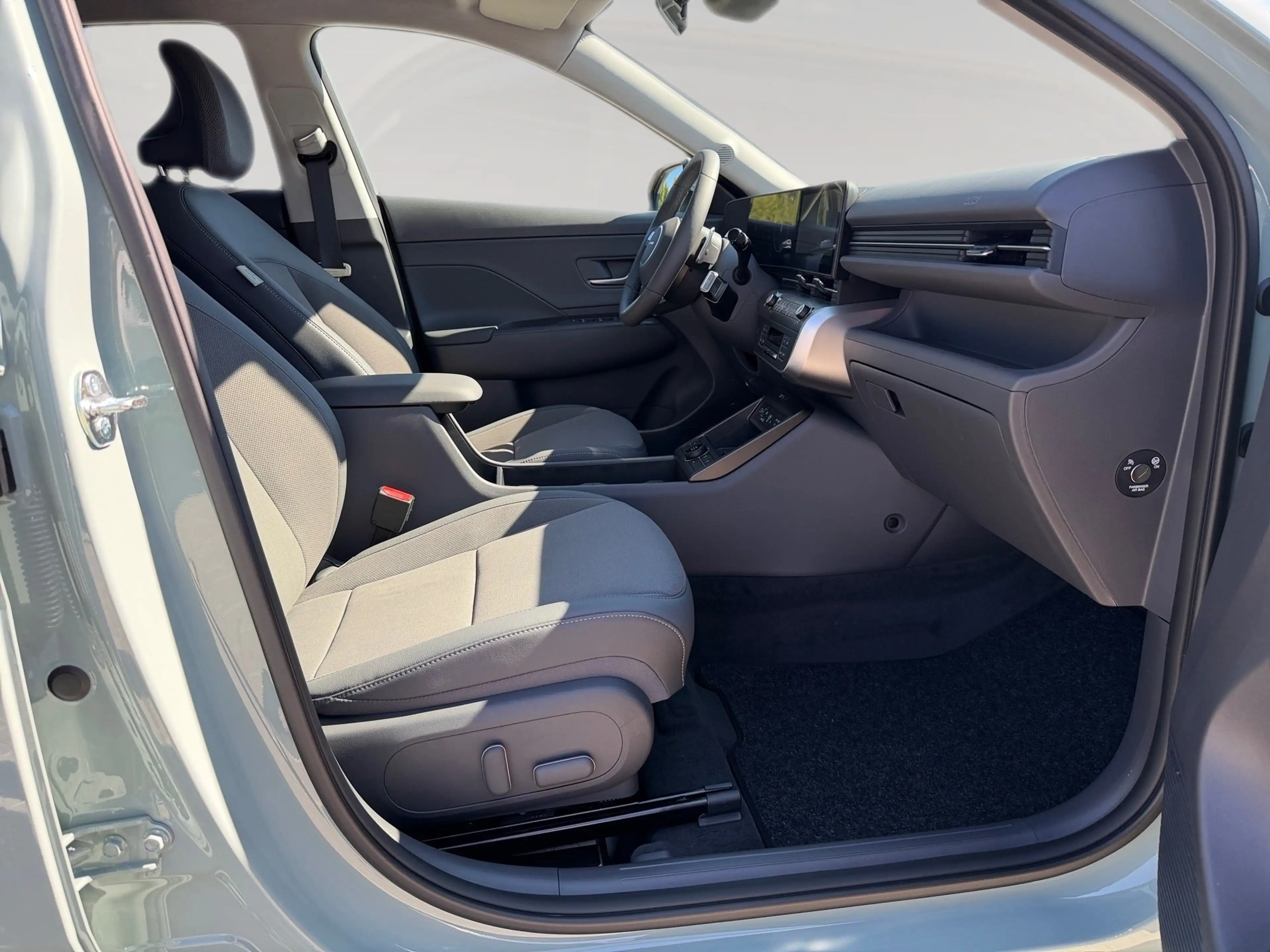 Hyundai KONA SX2 (MY26) 1.6L DCT Prime GlasDach — photo 14