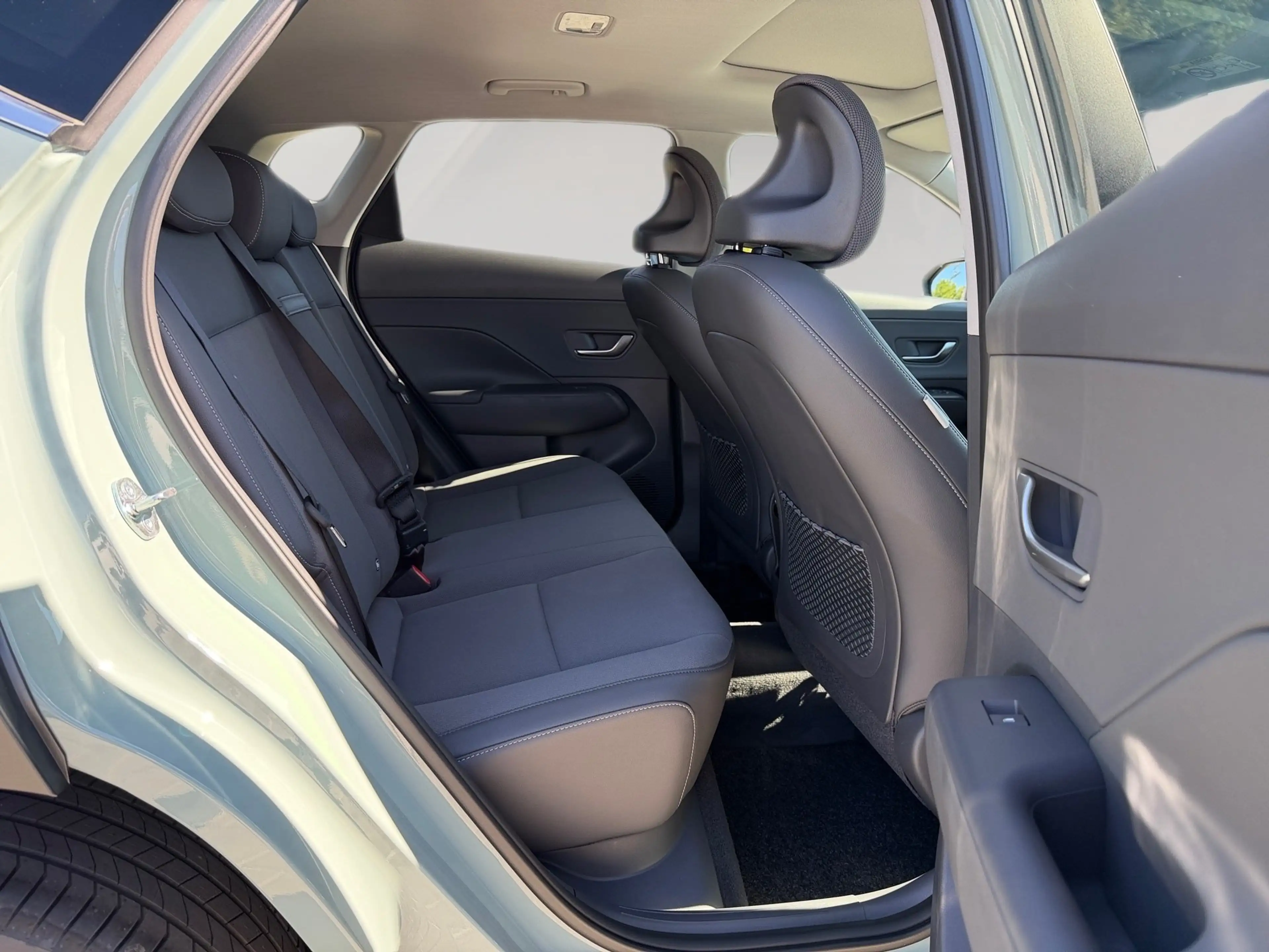 Hyundai KONA SX2 (MY26) 1.6L DCT Prime GlasDach — photo 13