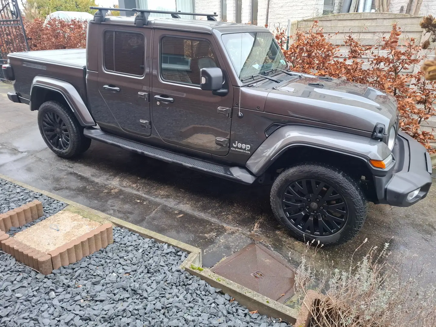 Jeep Gladiator Gladiator 3.0V6 MultiJet AWD Automatik Overland Gri - 1