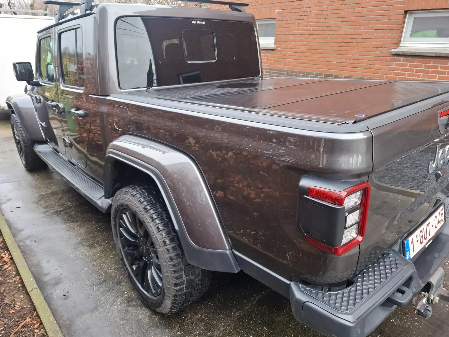 Jeep Gladiator Gladiator 3.0V6 MultiJet AWD Automatik Overland Серый - 2