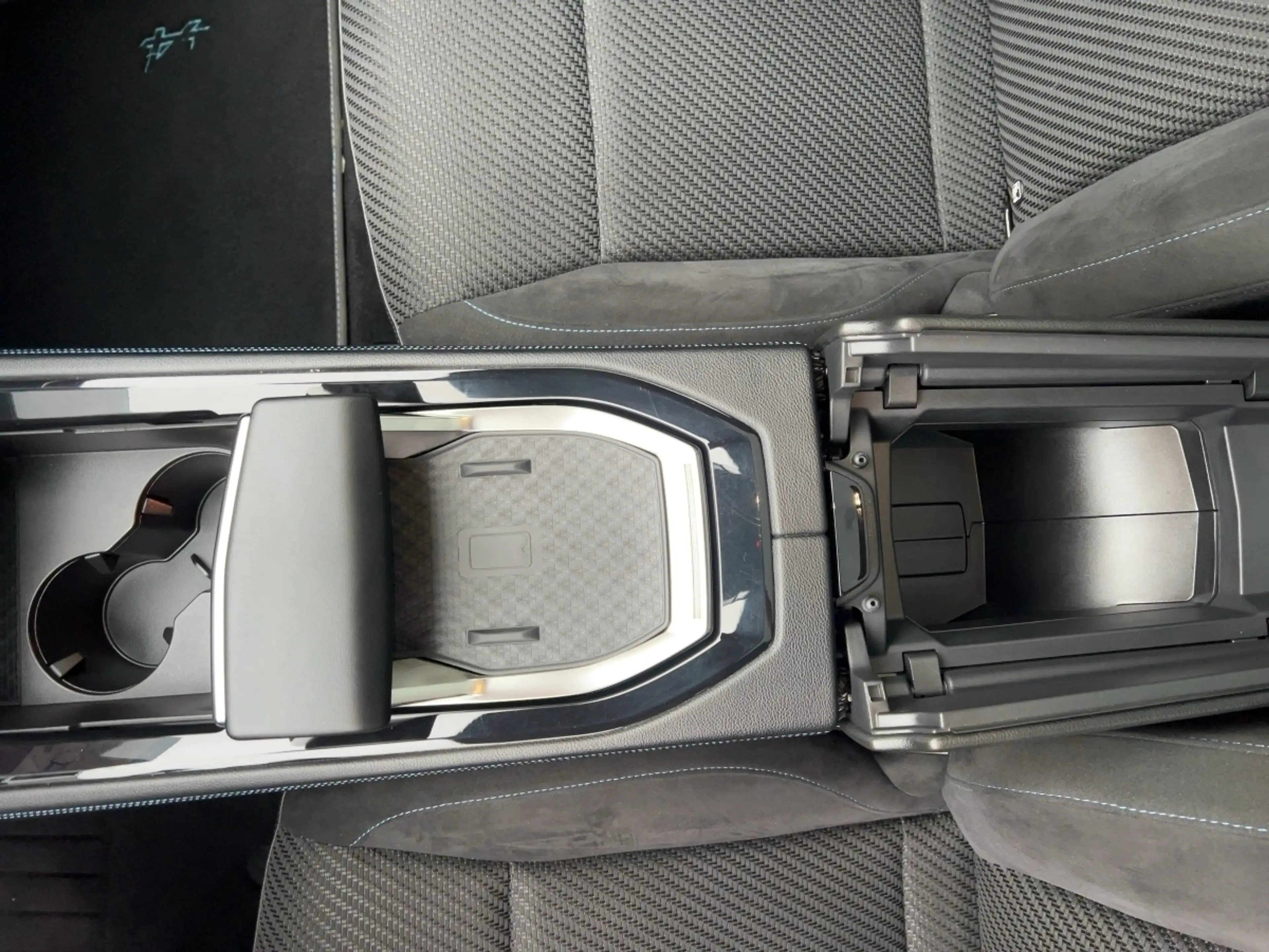 Renault Espace 1.2 E-Tech Esprit Alpine 200 Fullhybrid — photo 15