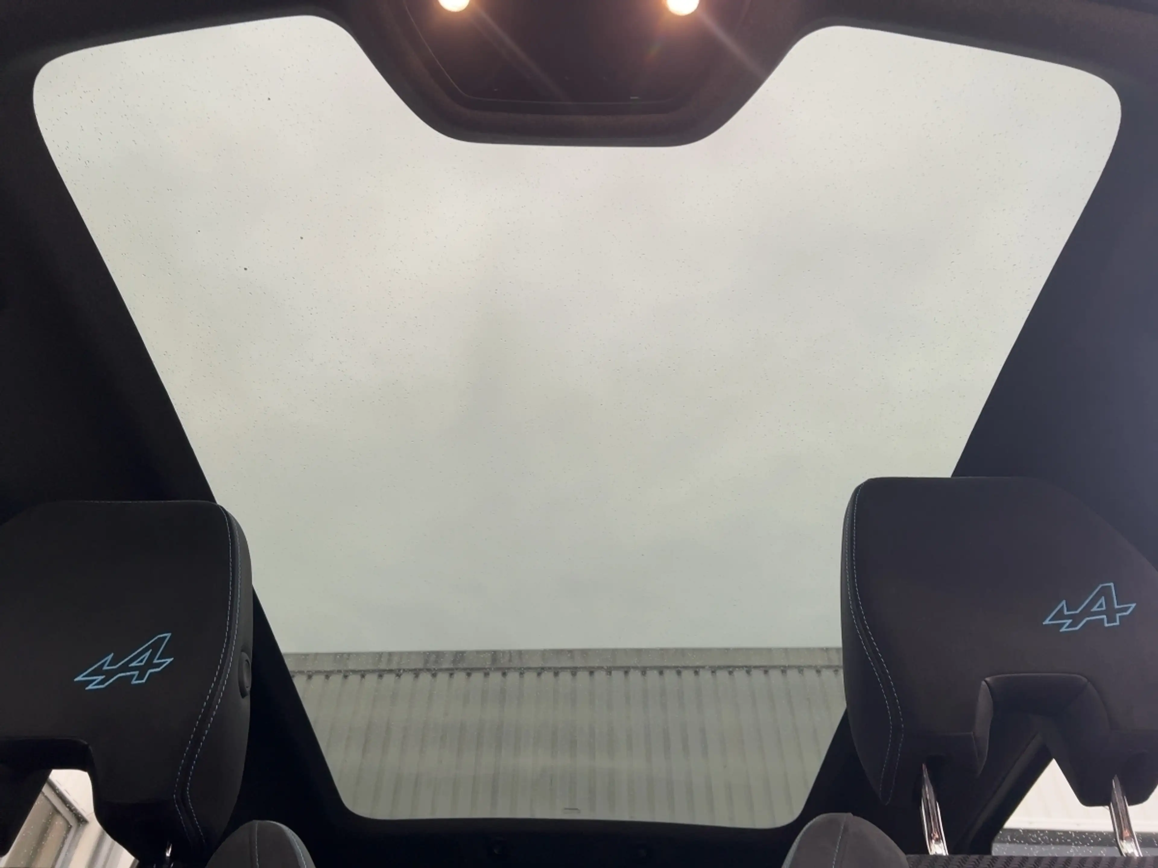 Renault Espace 1.2 E-Tech Esprit Alpine 200 Fullhybrid — photo 18