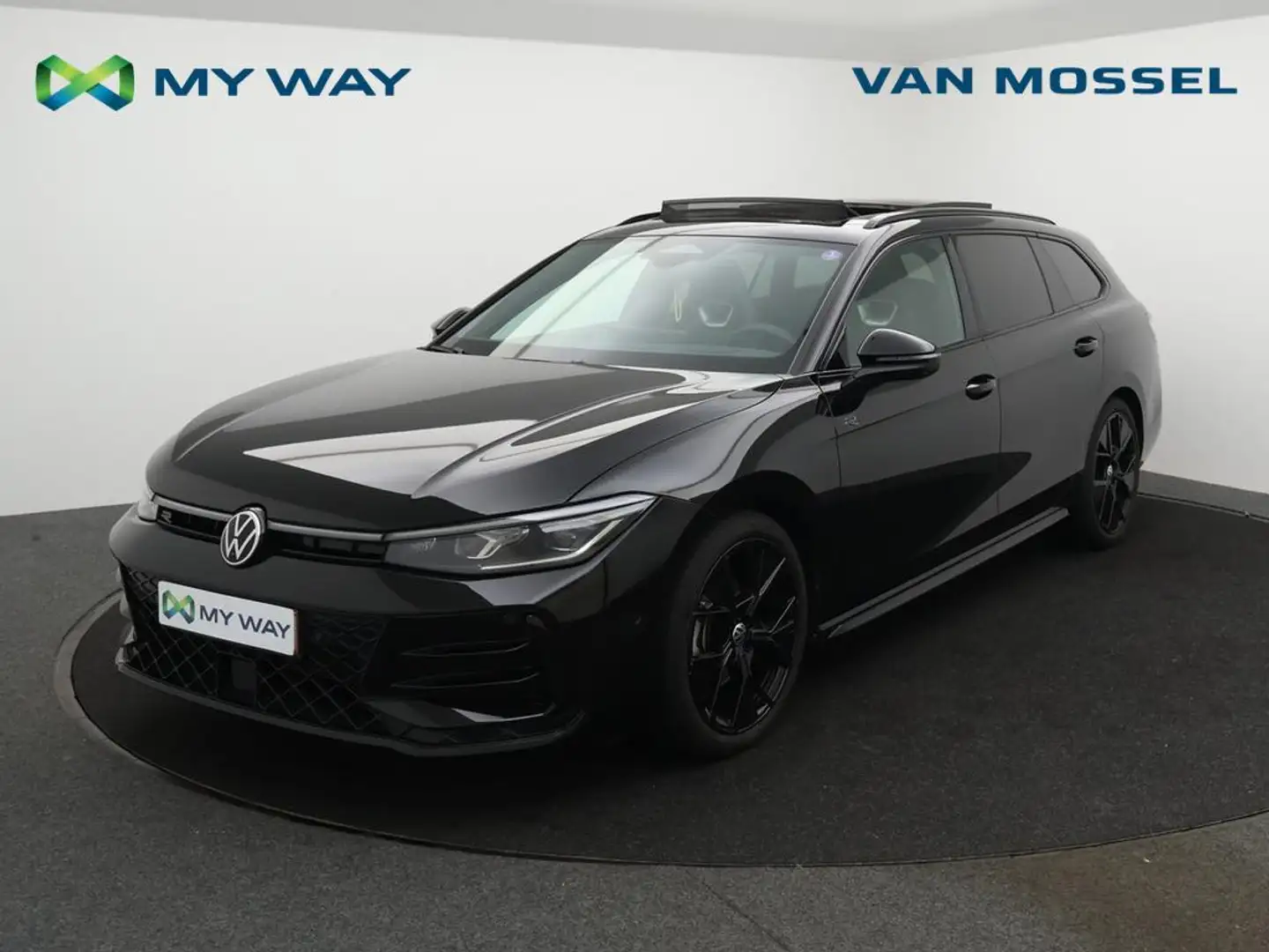 Volkswagen Passat Variant Passat R-Line 1.5TSI 150PK *AUTOMAAT*PANO*RLINE*SP Zwart - 1