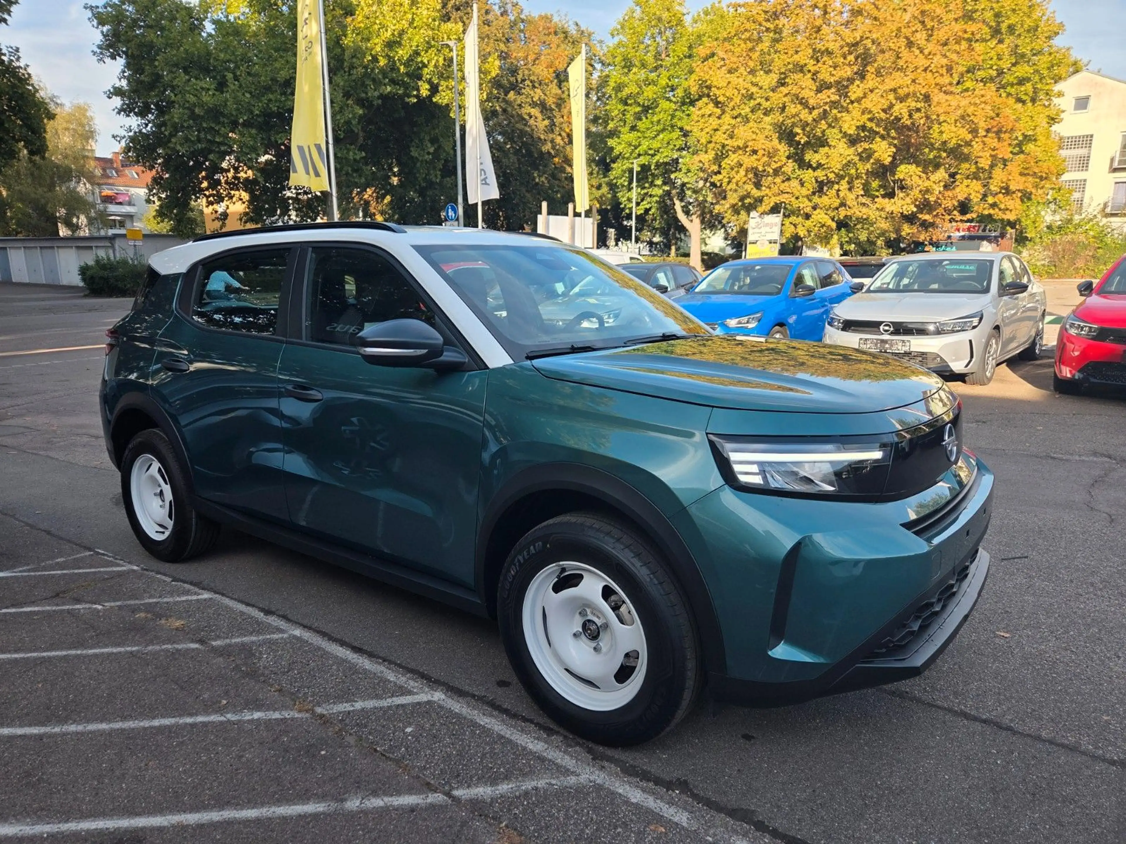 Opel Frontera 1.2T DCT6 Edition, Tech + Komfort Paket — photo 2