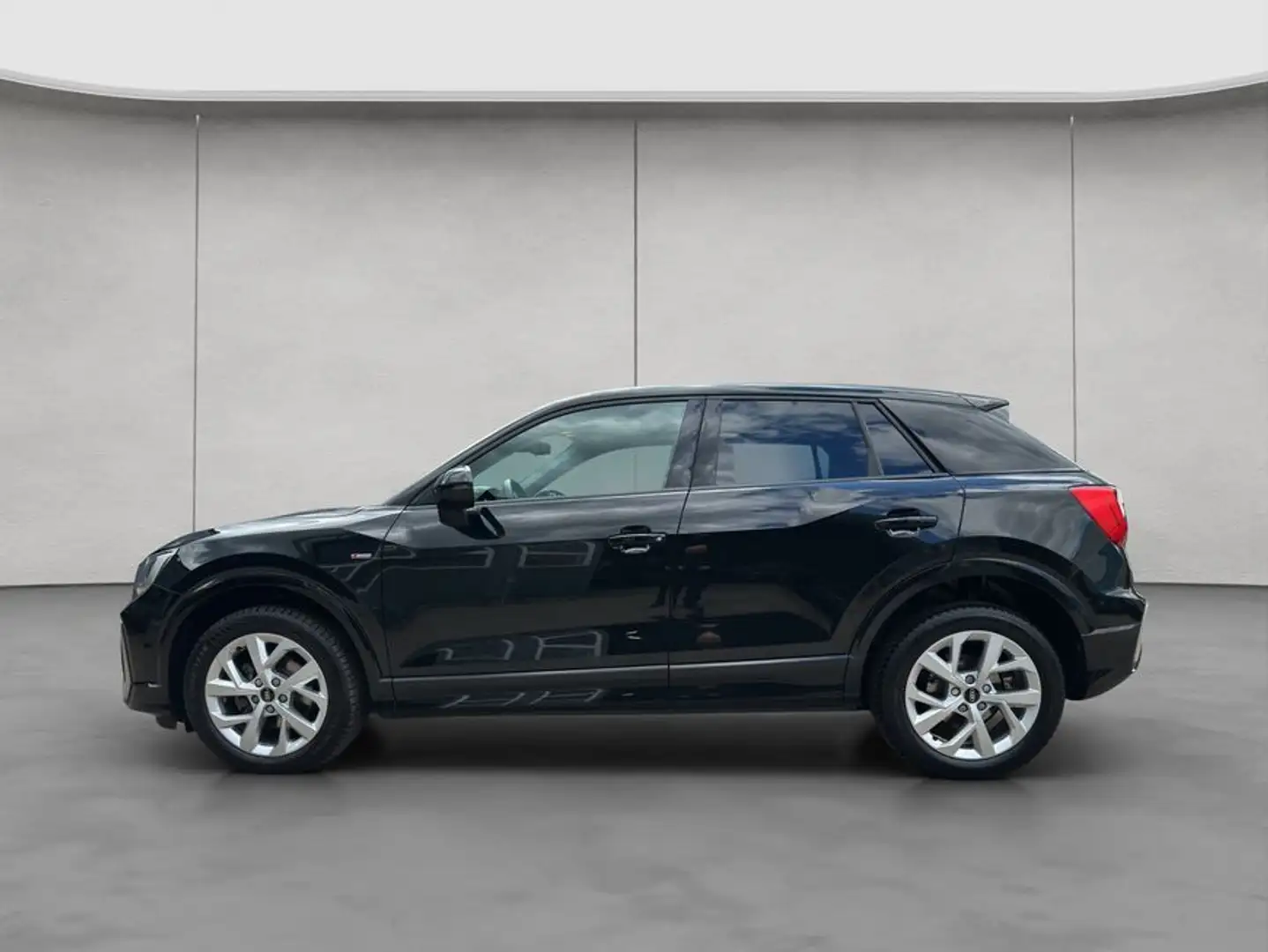Audi Q2 35 TFSI S-tronic S-Line NAVI GJR RFK Negro - 2