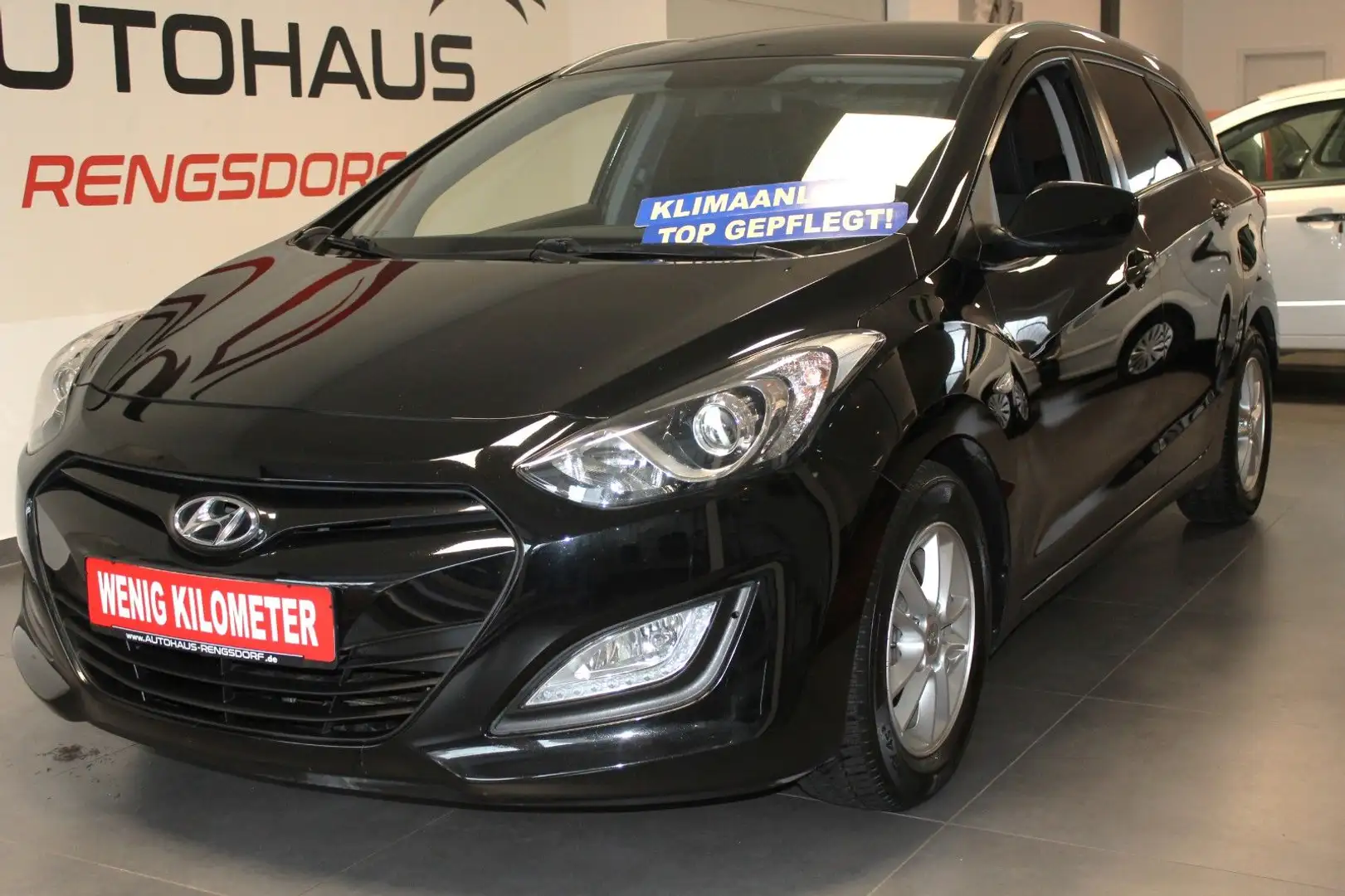 Hyundai i30 cw FIFA World Cup Edition Schwarz - 1
