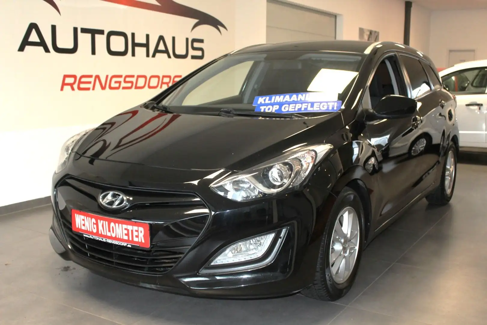 Hyundai i30 cw FIFA World Cup Edition Schwarz - 2