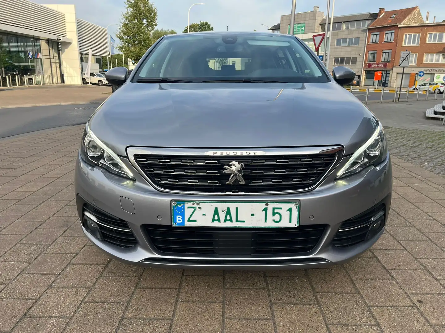 Peugeot 308 1.2  Allure Pack S Grijs - 2