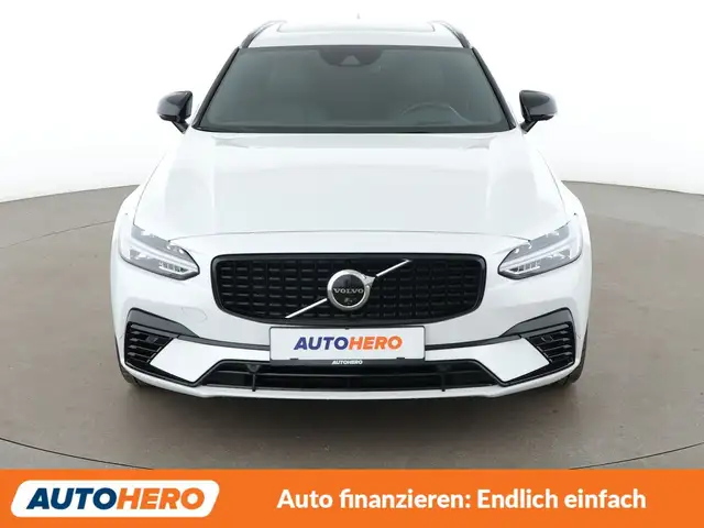 Volvo V90 view 9