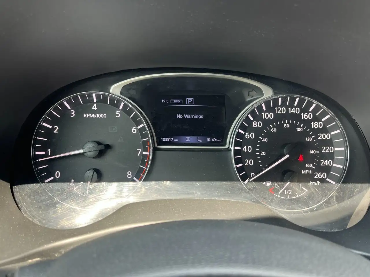 Nissan Pathfinder снимка Nissan Pathfinder