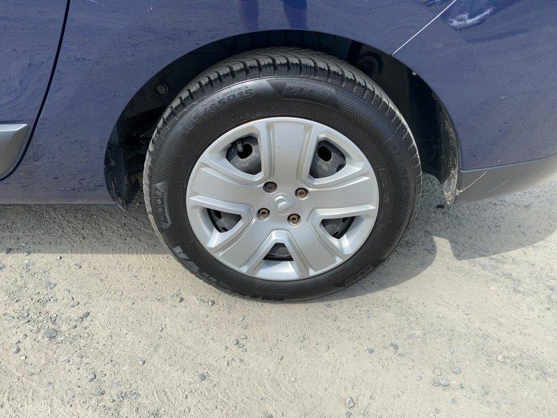 Dacia Lodgy 1.6 SCe LPG 100 Comfort Facelift — photo 14