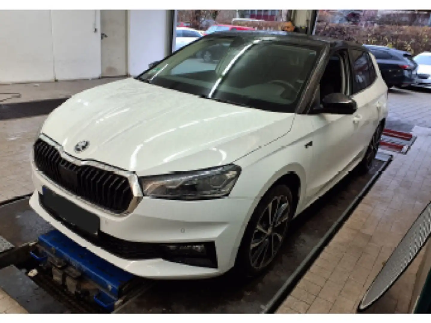 Skoda Fabia First Edition 1.0 TSI Navi Kamera Sunset Weiß - 2
