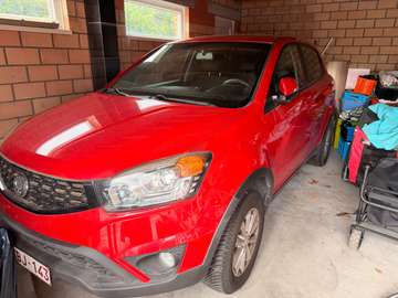 Korando 2.0i e-XGi200 2WD Crystal