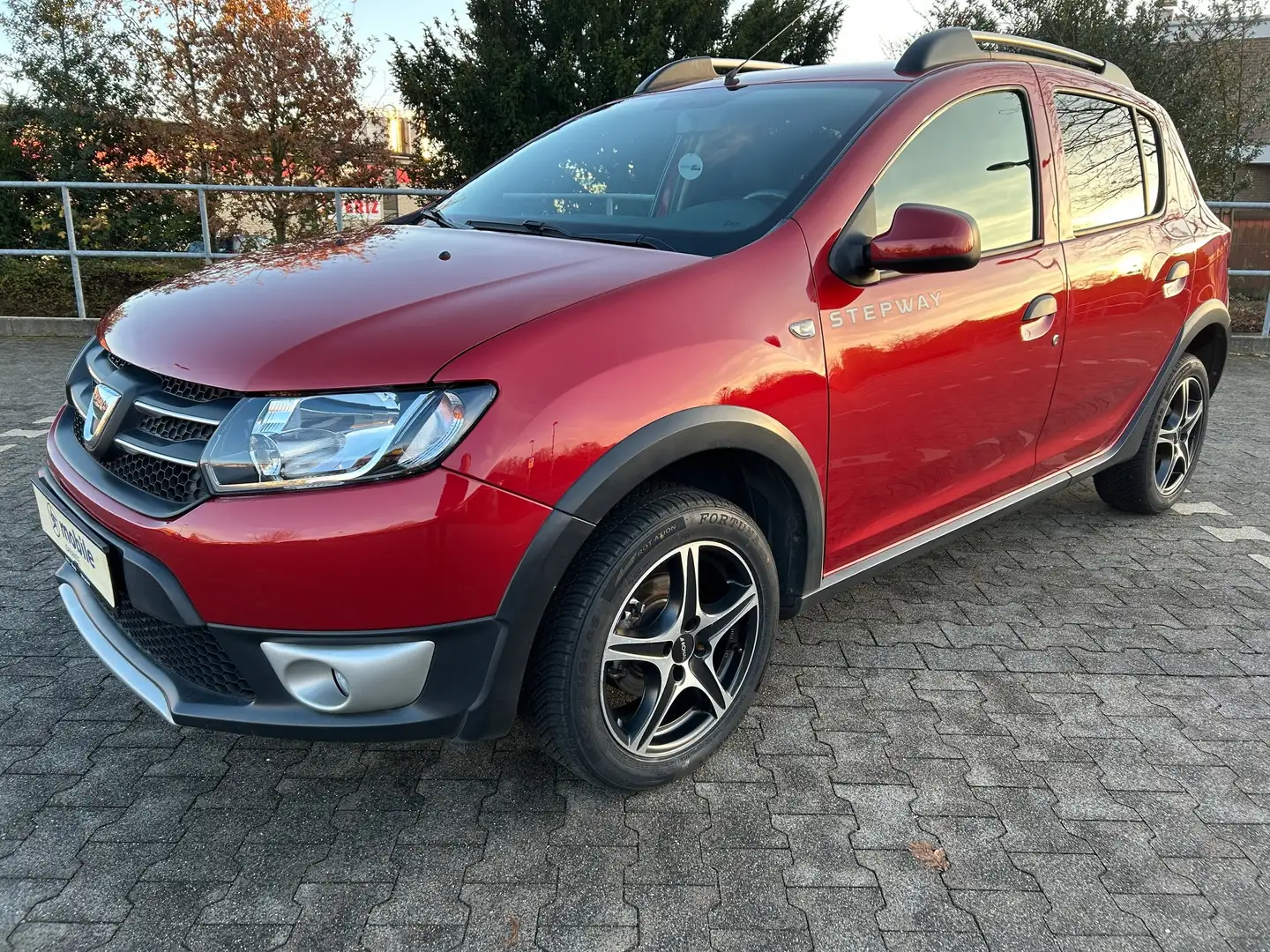 Dacia Sandero Sandero Stepway TCe *KLIMA*PDC*DAB*NAVI*TEMPOM*ALU Rot - 1
