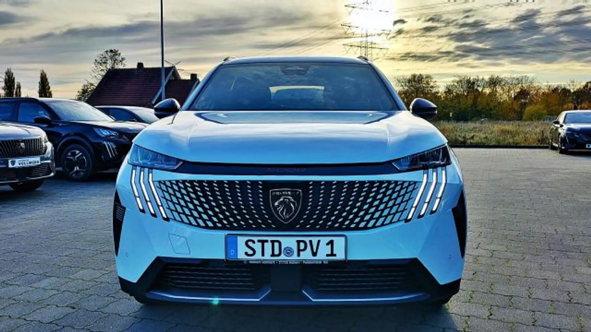 Peugeot 5008 5008 Hybrid 136 e-DSC6 Allure Curved-Display, 360° Weiß - 2