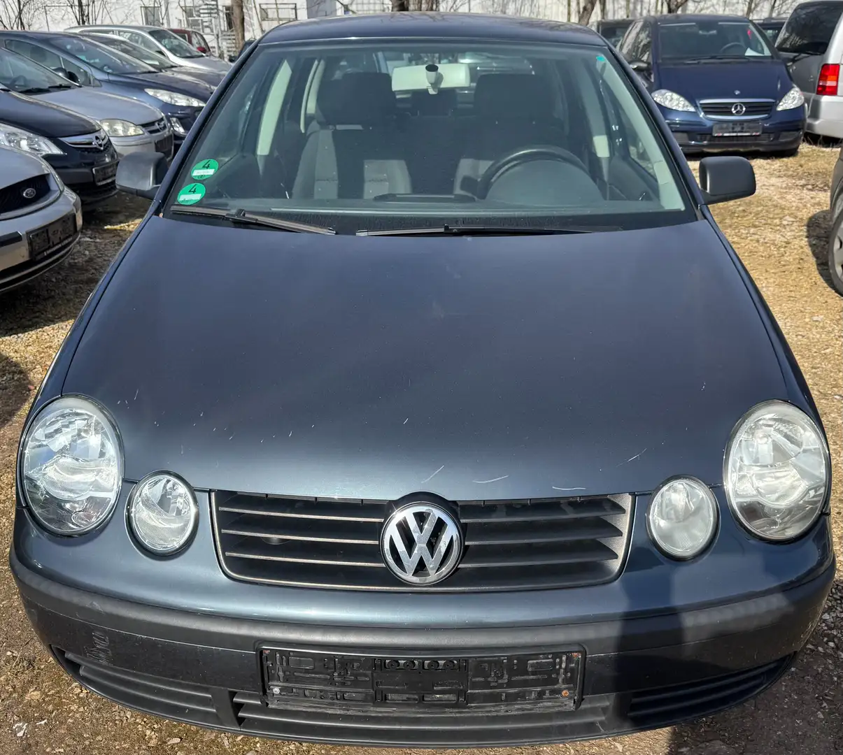 Volkswagen Polo Basis - 1