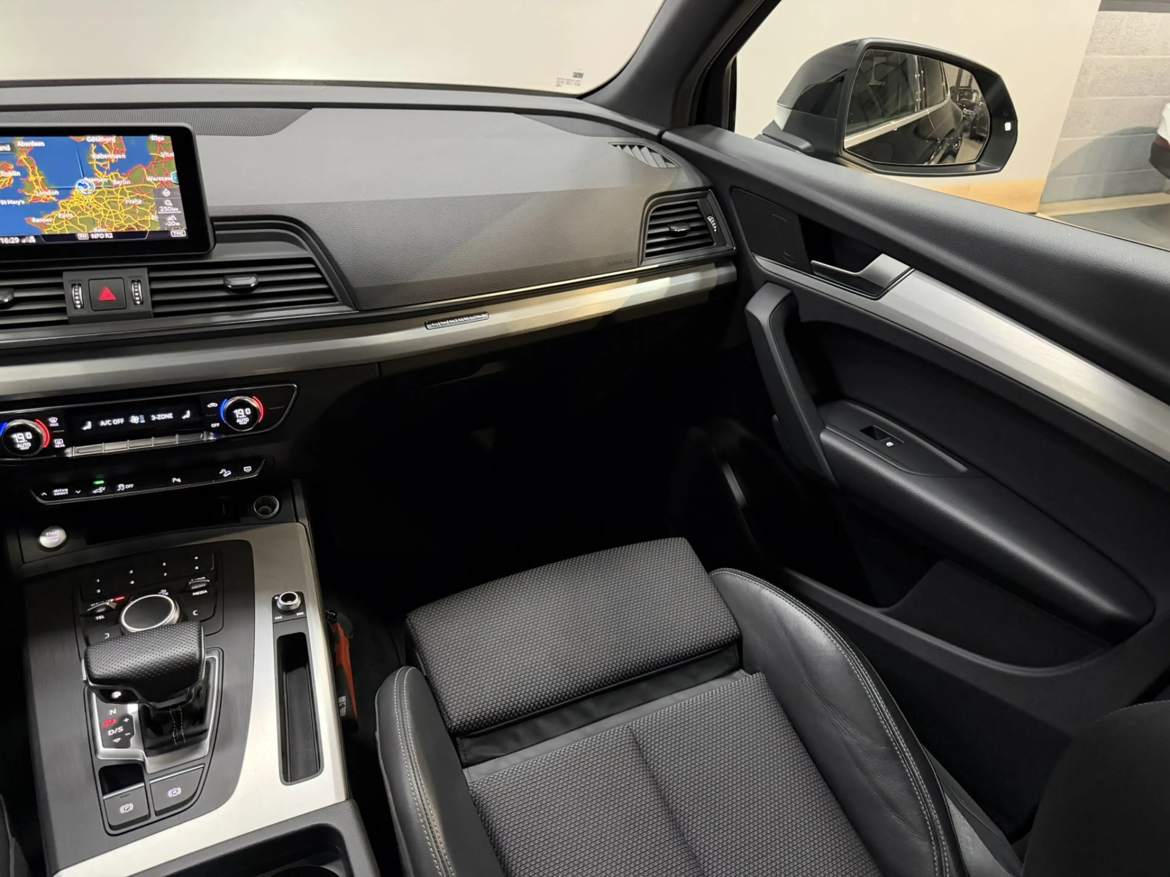 Audi Q5 50 TFSI e quattro S edition 3x S Line | Airco ECC — photo 31