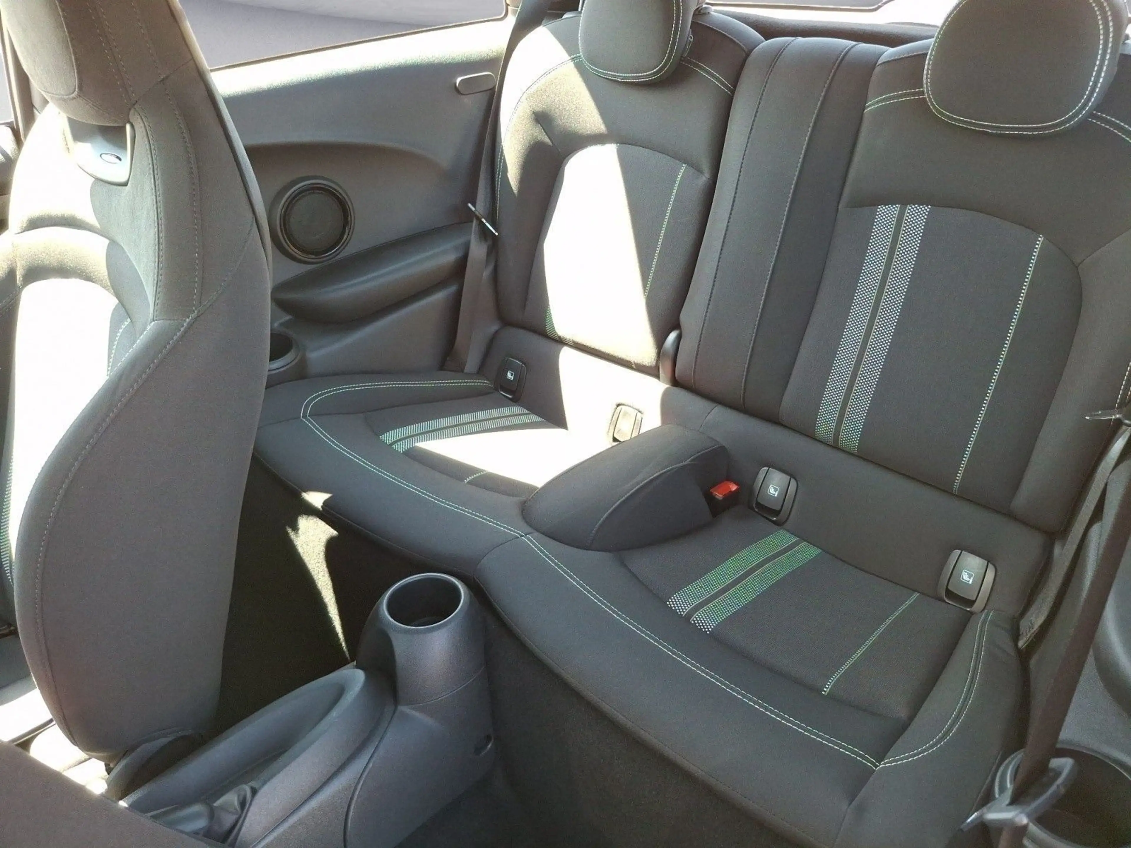 MINI John Cooper Works Classic Trim Klimaaut. ISOFIX — photo 14