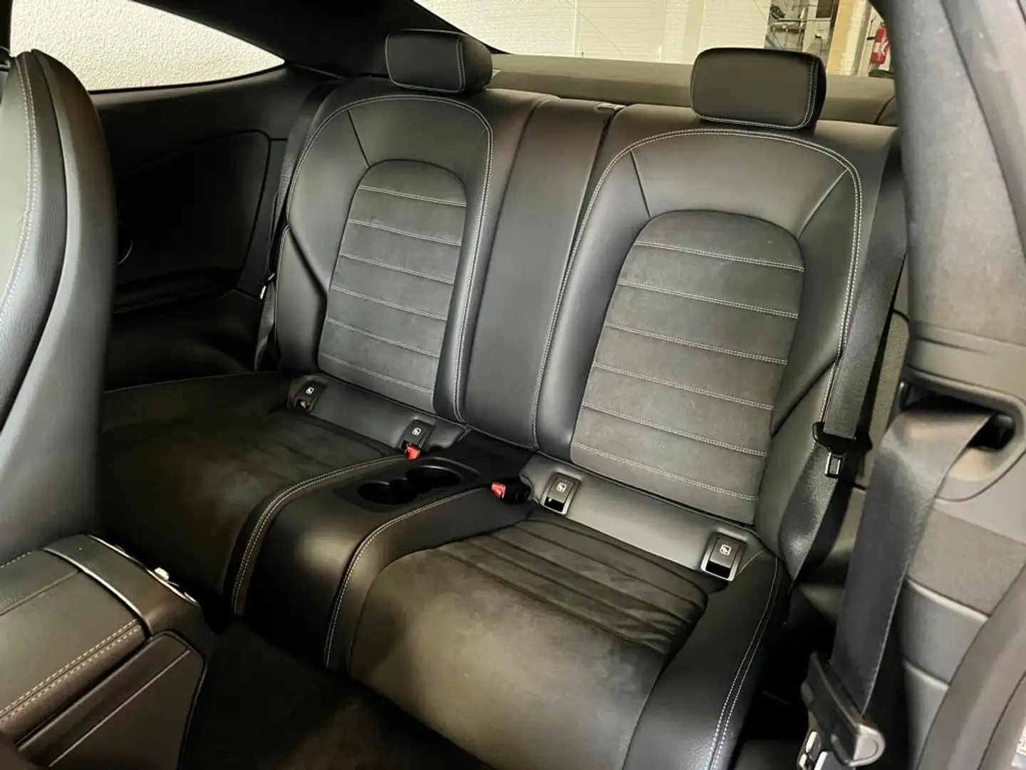 Mercedes-Benz C 250 Classe Coupé d 4Matic 9G-Tronic Sportline - 2