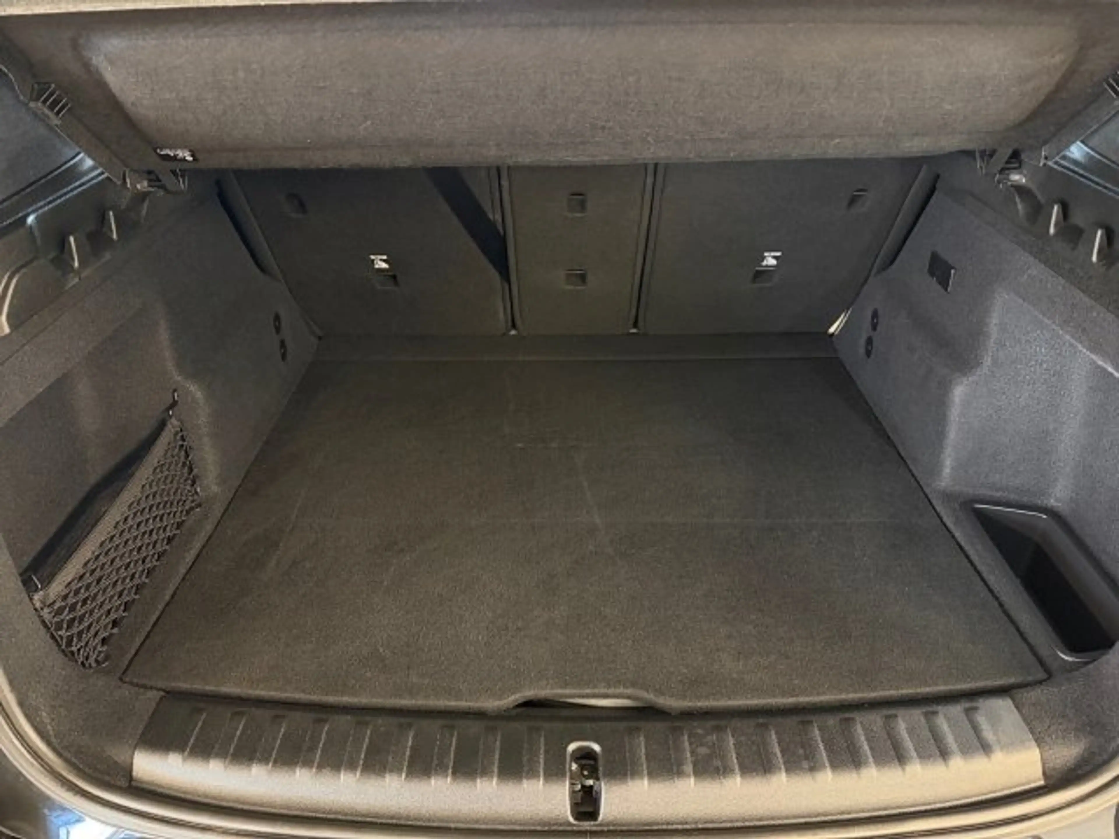 BMW X1 xDrive25e U11 XB2 — photo 13