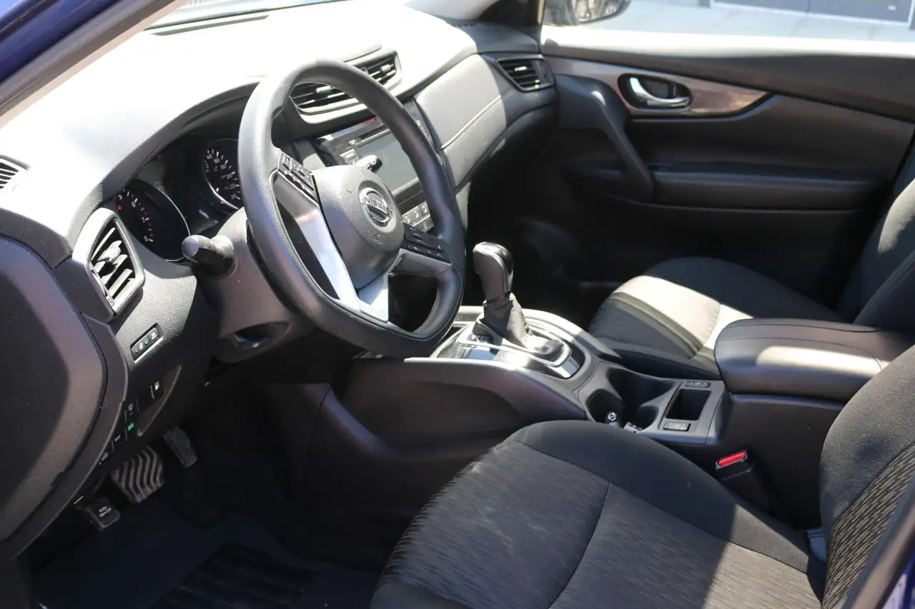 Nissan Rogue photo Nissan Rogue