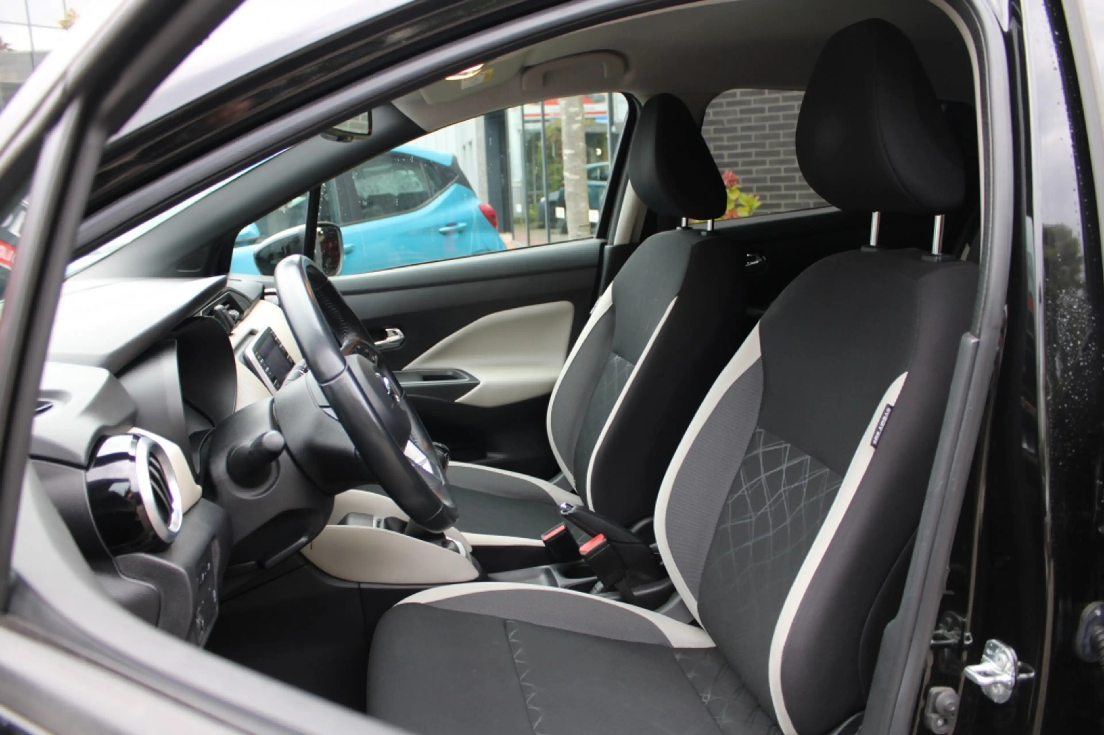 Nissan Micra 1.0 IG-T N-Connecta Blueth/Cam/Navi/16" "RIJKLAAR" — photo 7