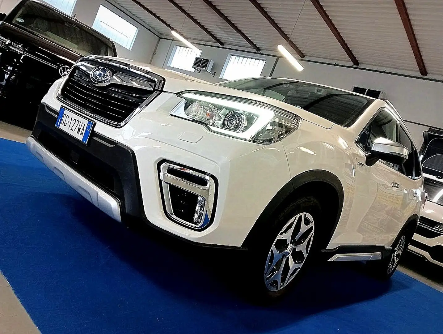 Subaru Forester 2.0i E-Boxer AWD 4X4 LED CAMERA ACC PRONTA CONS Blanc - 1