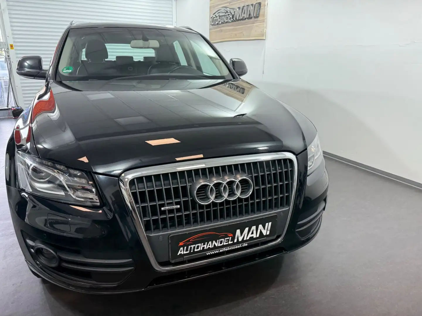 Audi Q5 2.0 TDI  quattro/Xenon/Panorama-Dach/Navi/PDC Noir - 2