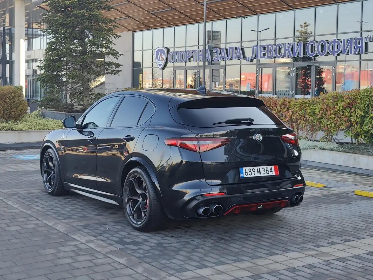 Alfa Romeo Stelvio V6 2.9 Bi-Turbo AT8-Q4 Quadrifoglio - 1