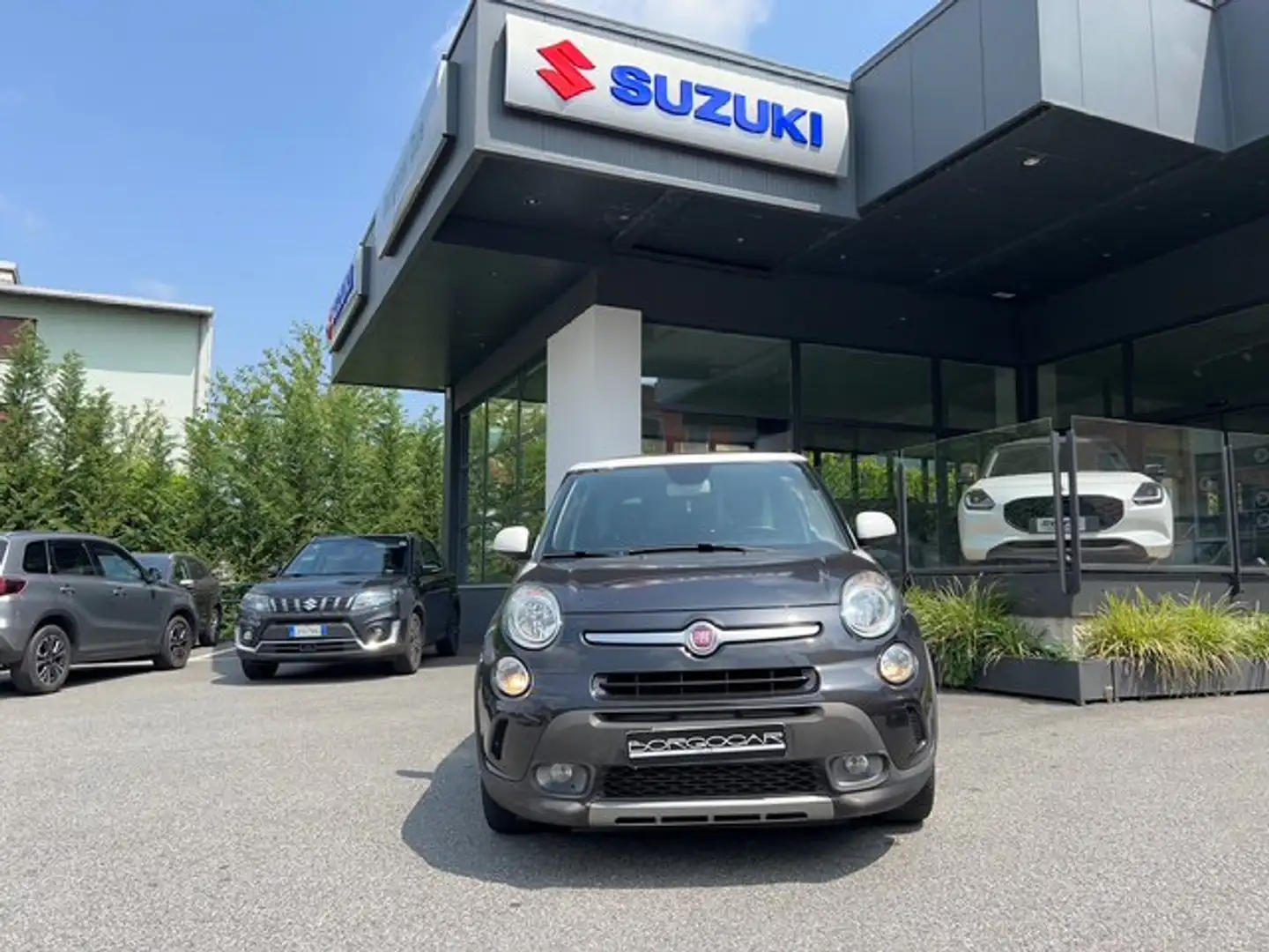 Fiat 500L 1.6 Multijet 120 CV Trekking Nero - 2