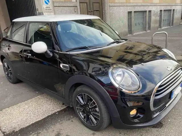 MINI Cooper Clubman CLUBMAN 1.5 Hype 5p automatica navy prezzo reale