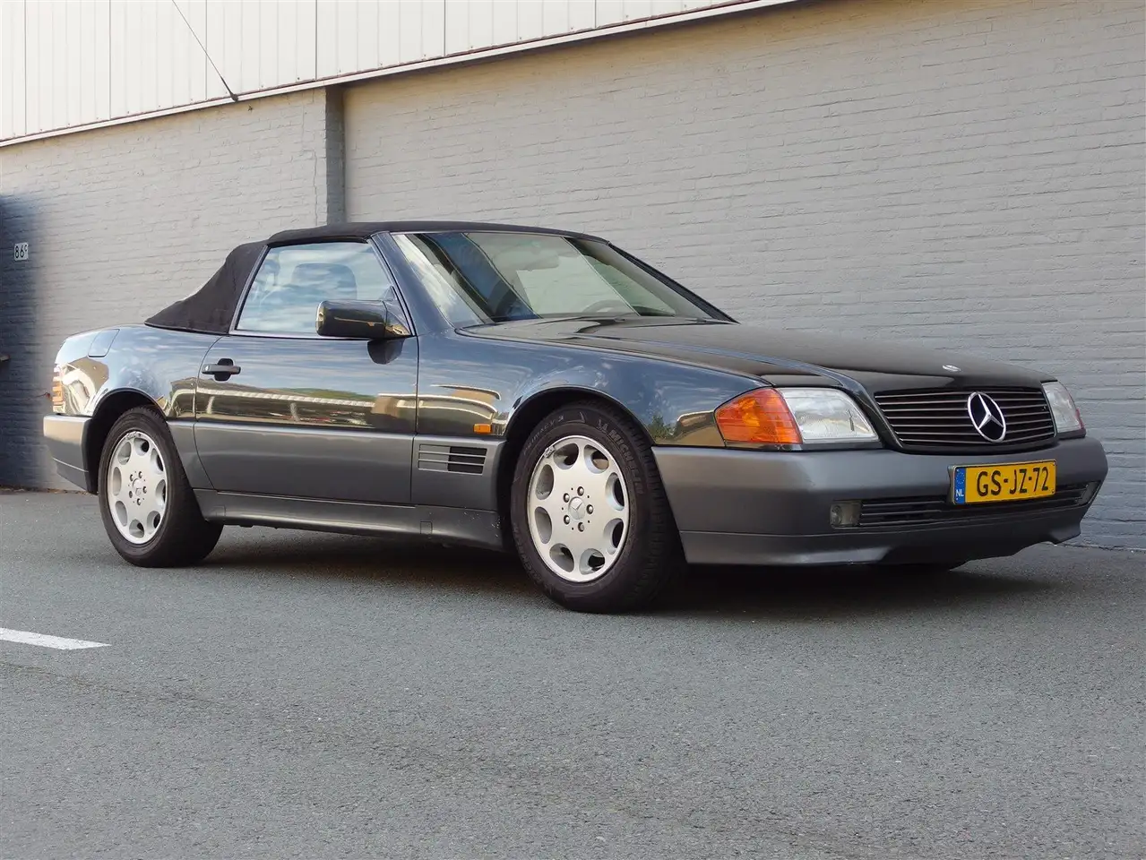 Mercedes-Benz SL-Class SL 300 1992