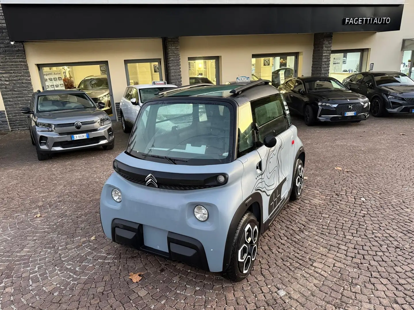 Citroen Ami POP 8 CV Blau - 1