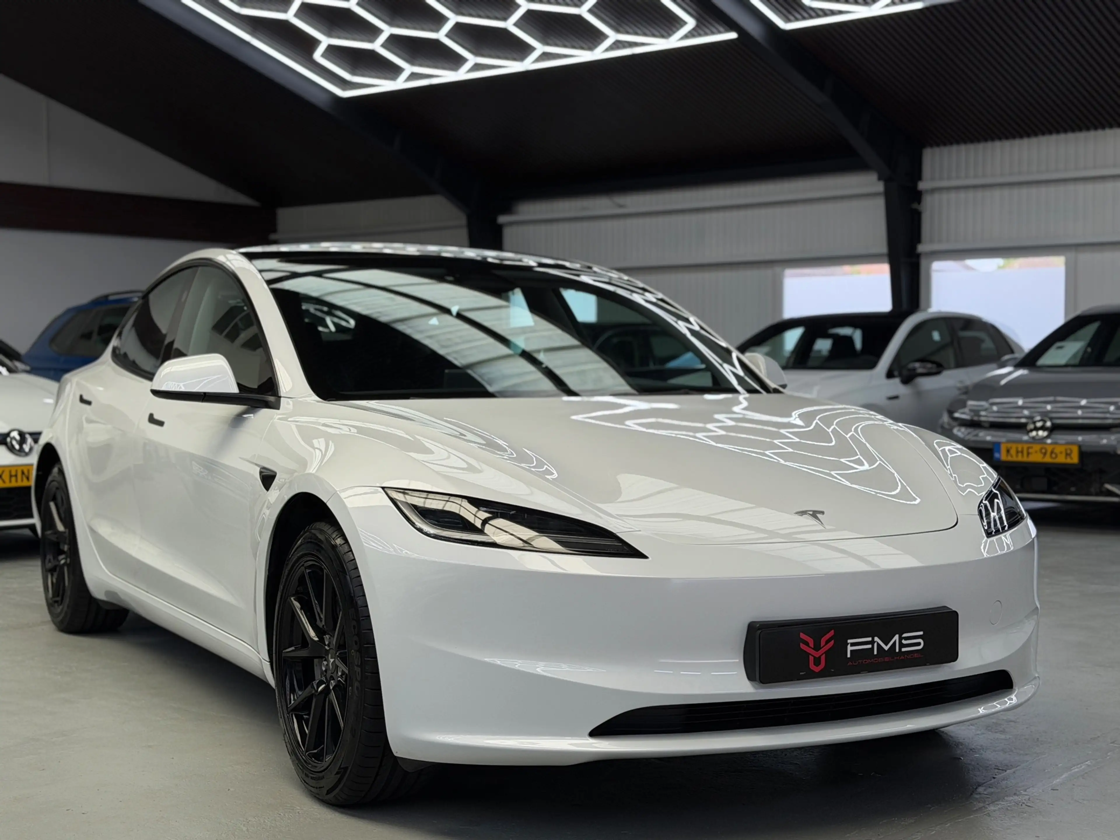 Tesla Model 3 Premium Long Range RWD 78 kWh FSD — photo 6
