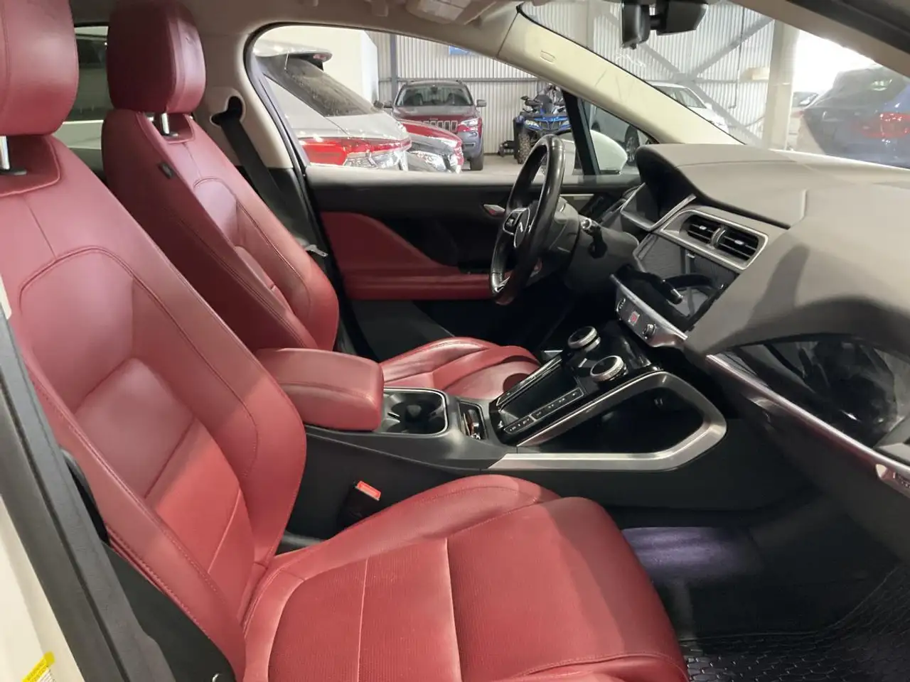Jaguar I-Pace снимка Jaguar I-Pace