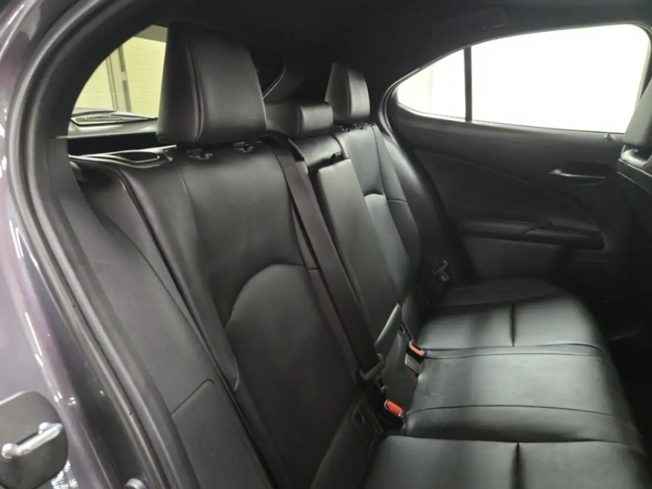 Lexus UX снимка Lexus UX