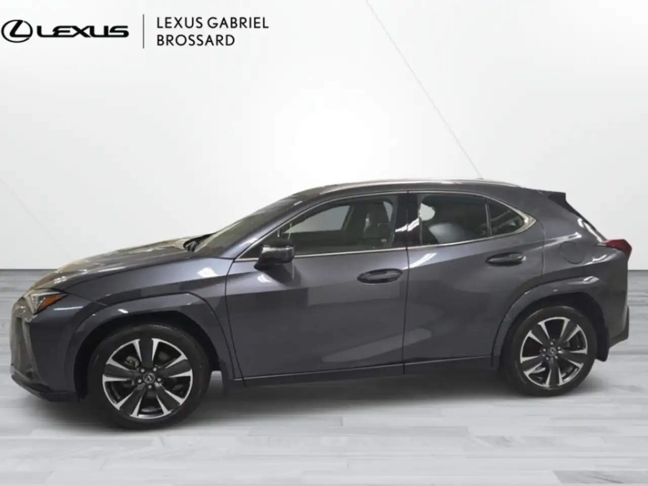 Lexus UX снимка Lexus UX