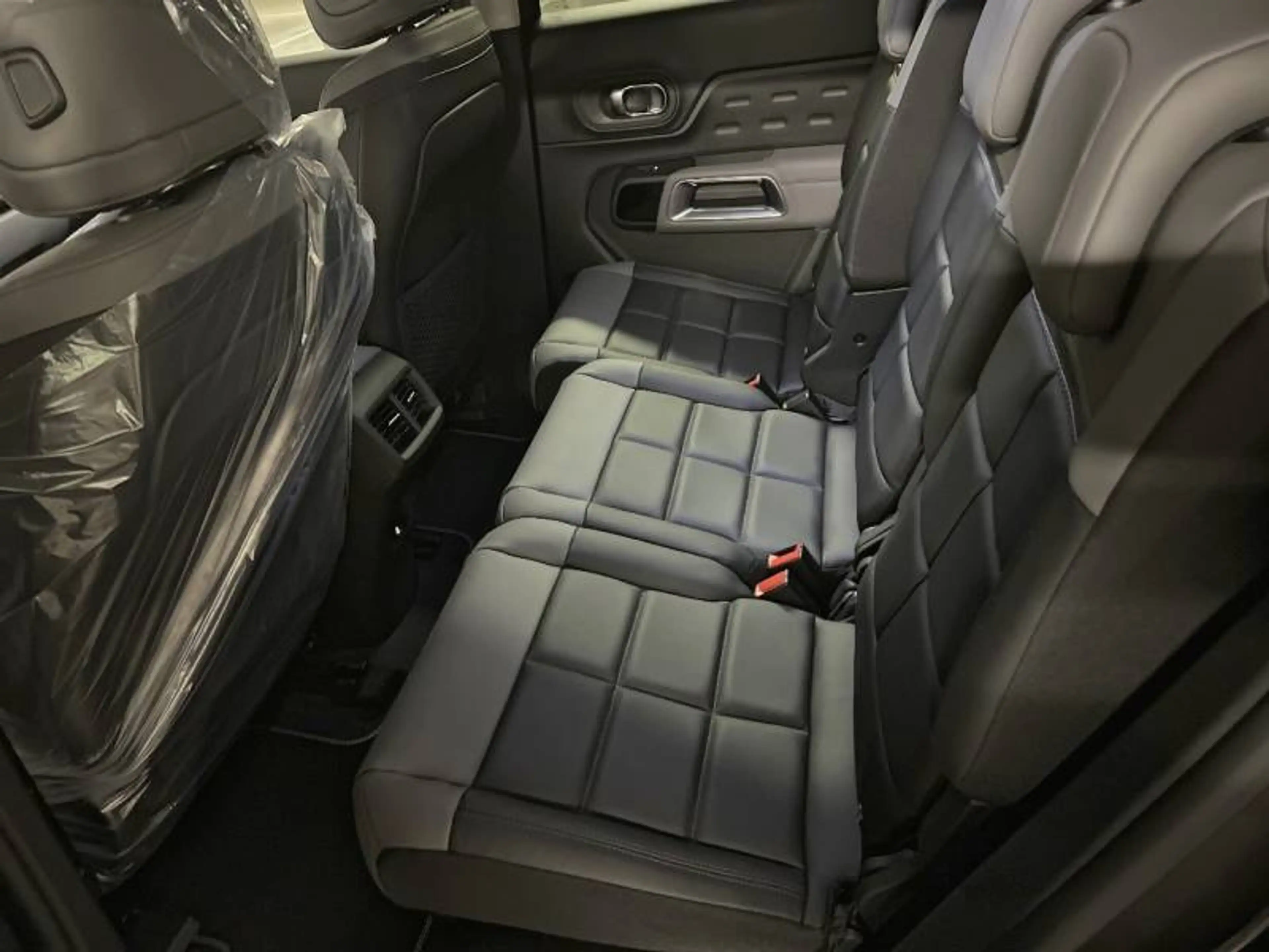 Citroen C5 Aircross 1 Hybrid 225 e-EAT8 Business Lounge — photo 10