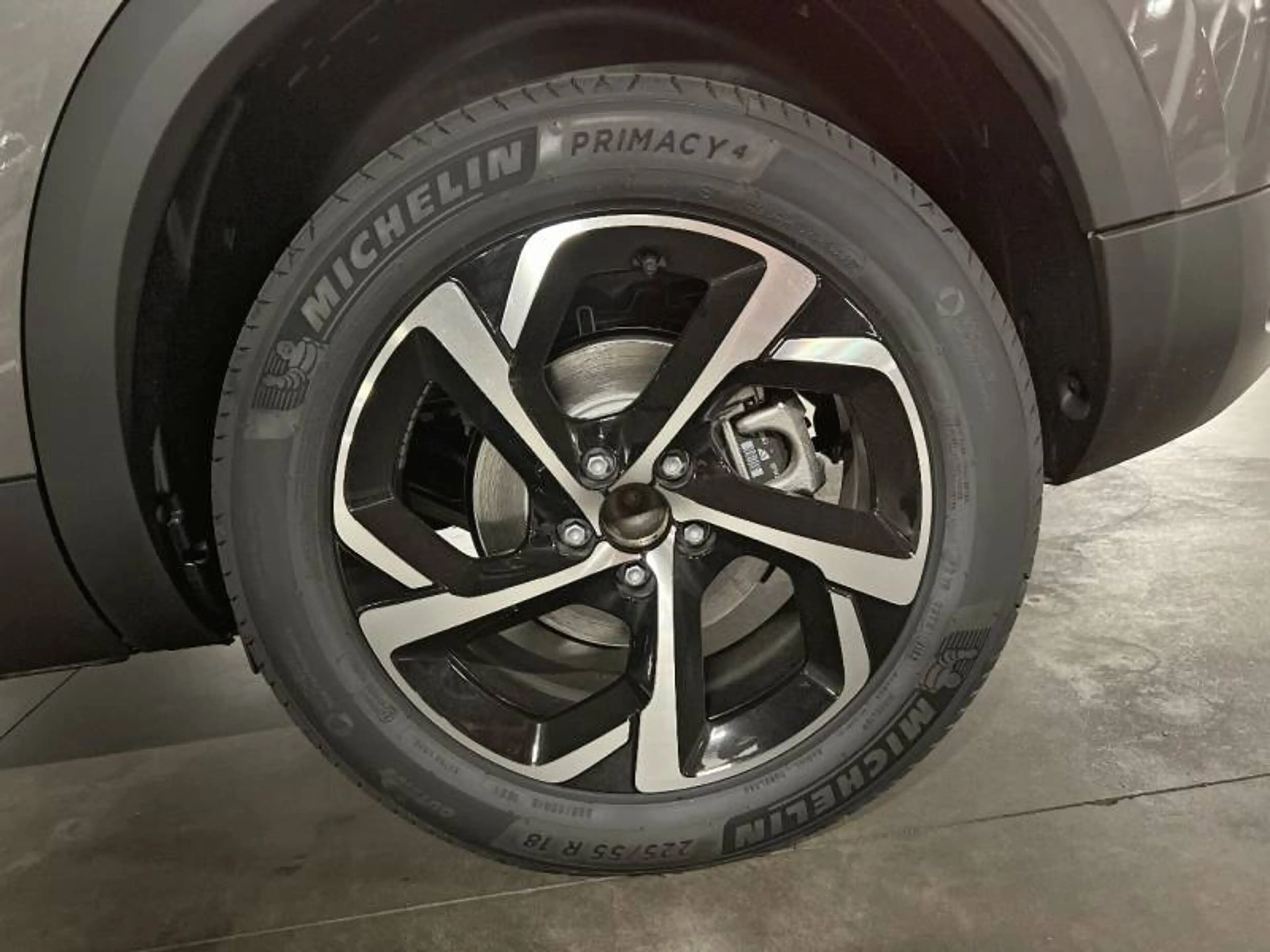 Citroen C5 Aircross 1 Hybrid 225 e-EAT8 Business Lounge — photo 11