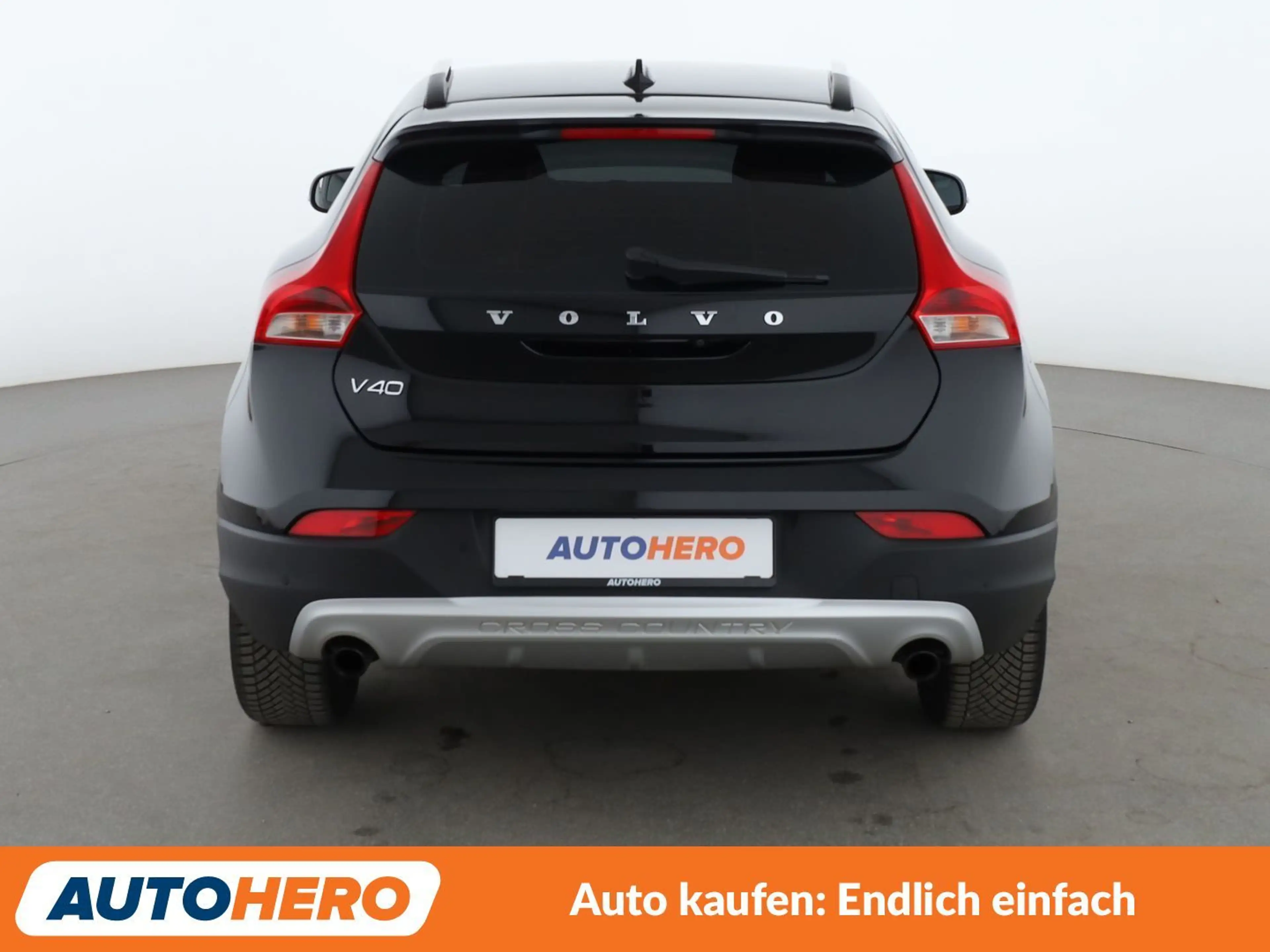 Volvo V40 Cross Country 2.0 D3 Momentum Aut.*NAVI*LED*TEMPO*CAM*PDC*SHZ* — photo 5