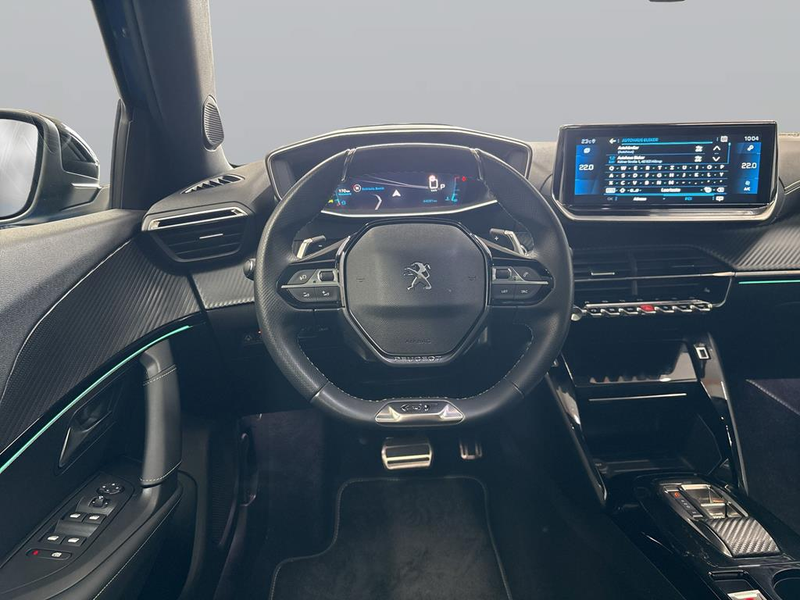 Peugeot 2008 1.2 PureTech 130 GT Pack — photo 12