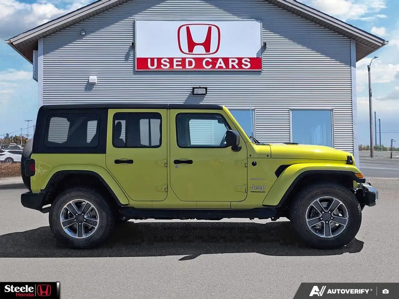 Jeep Wrangler снимка Jeep Wrangler