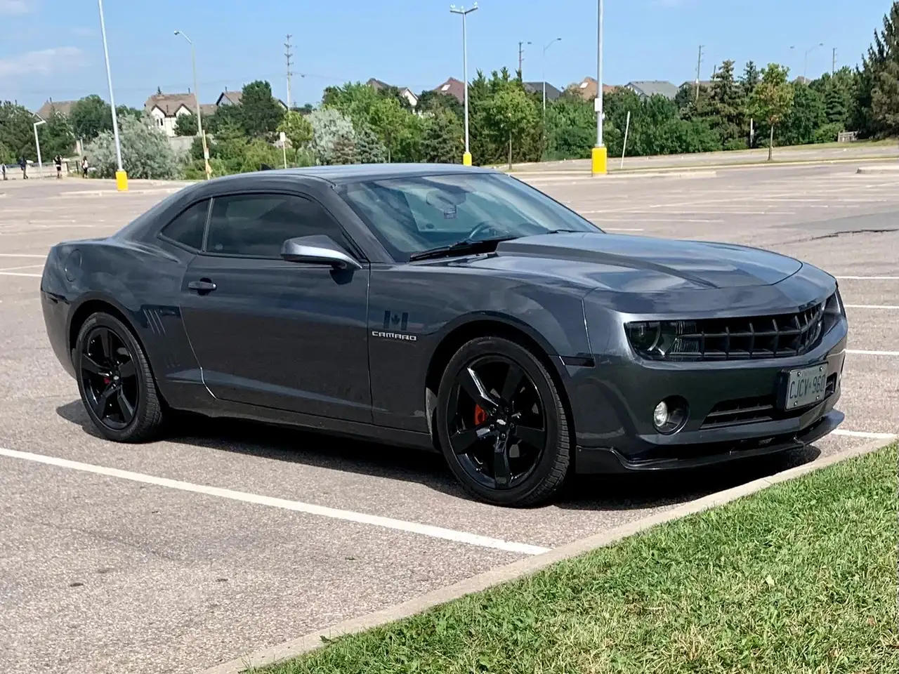 Chevrolet Camaro снимка Chevrolet Camaro