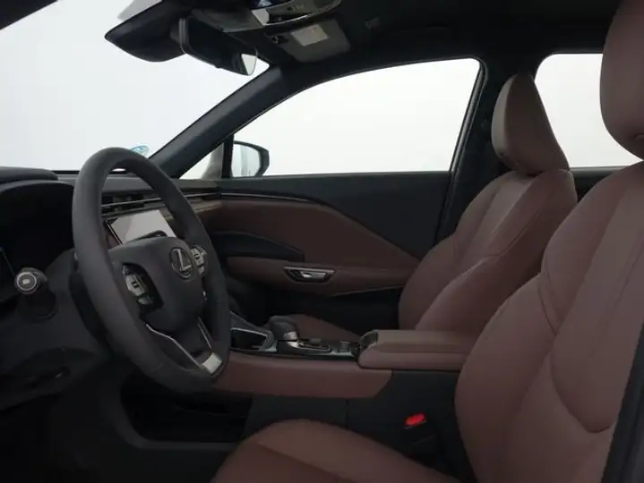 Lexus LBX 2026, foto 13