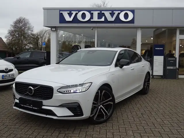 Volvo S90 T8 AWD Ultimate Dark HUD/B&W/FOUR-C/360°