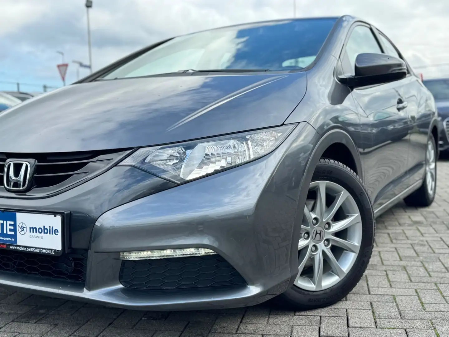 Honda Civic 1.4 Comfort *Klimaaut*6-Gang*Alus* Grau - 2