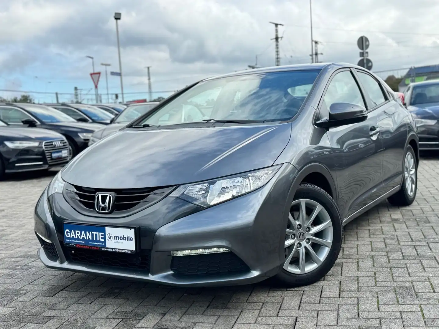 Honda Civic 1.4 Comfort *Klimaaut*6-Gang*Alus* Grau - 1