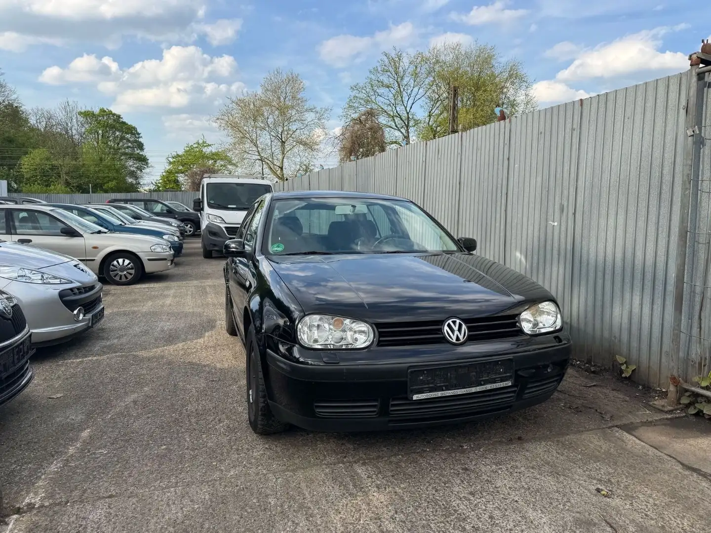 Volkswagen Golf 1.4 Edition TÜV NEU Schwarz - 1