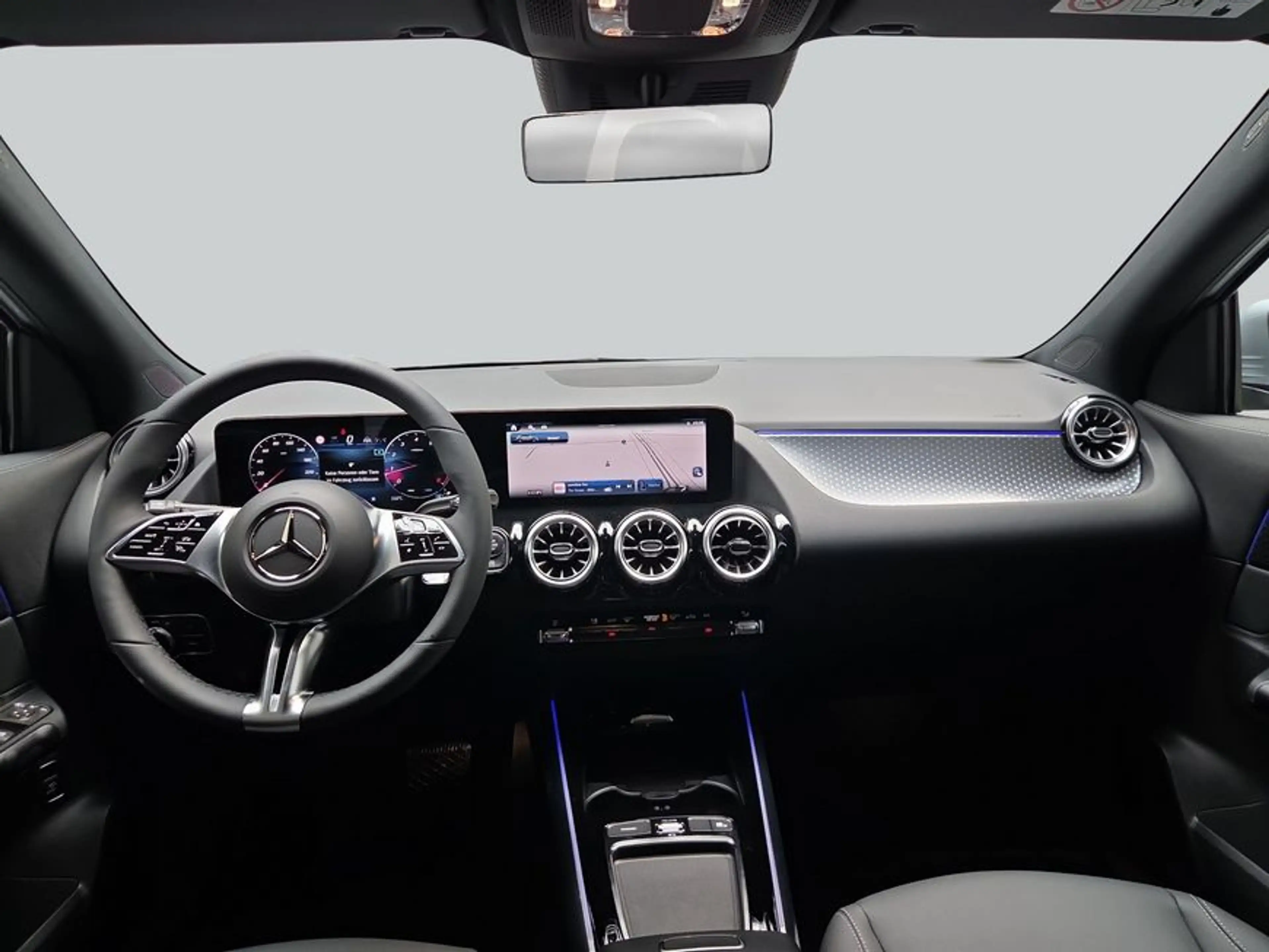 Mercedes-Benz GLA 180 GLA — photo 13