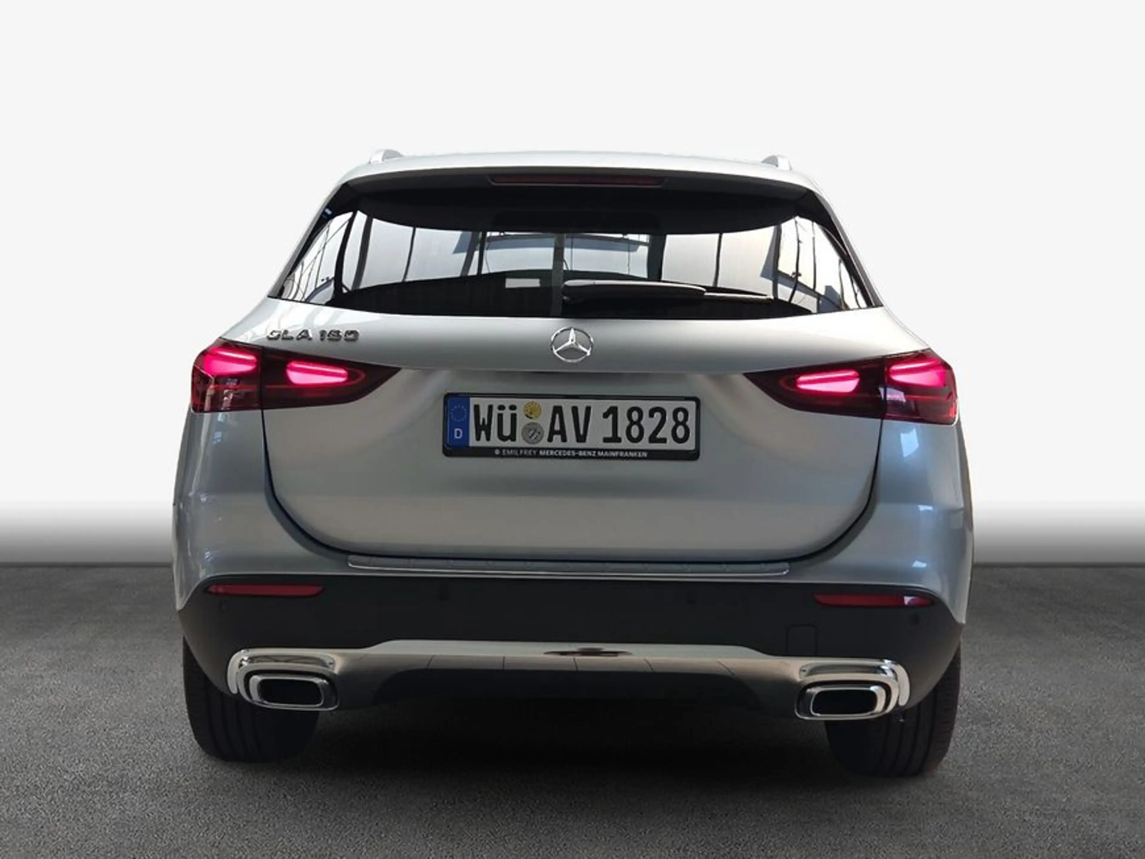 Mercedes-Benz GLA 180 GLA — photo 5